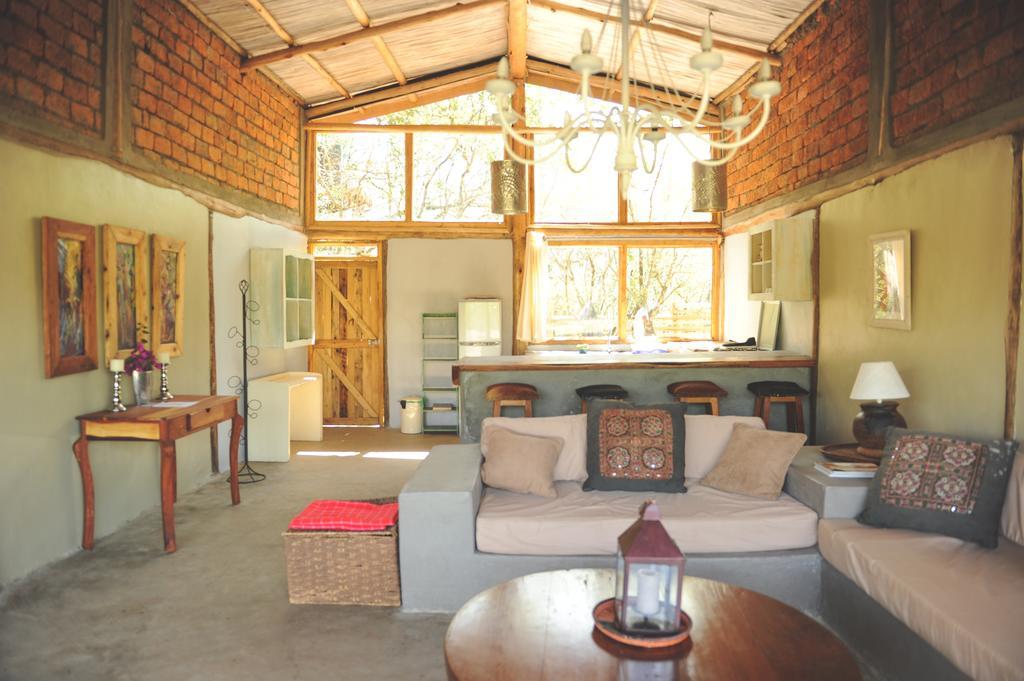 House In The Wild Guest House Maasai Mara Rom bilde