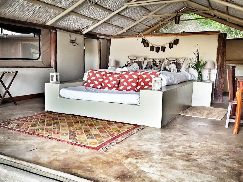 House In The Wild Guest House Maasai Mara Eksteriør bilde