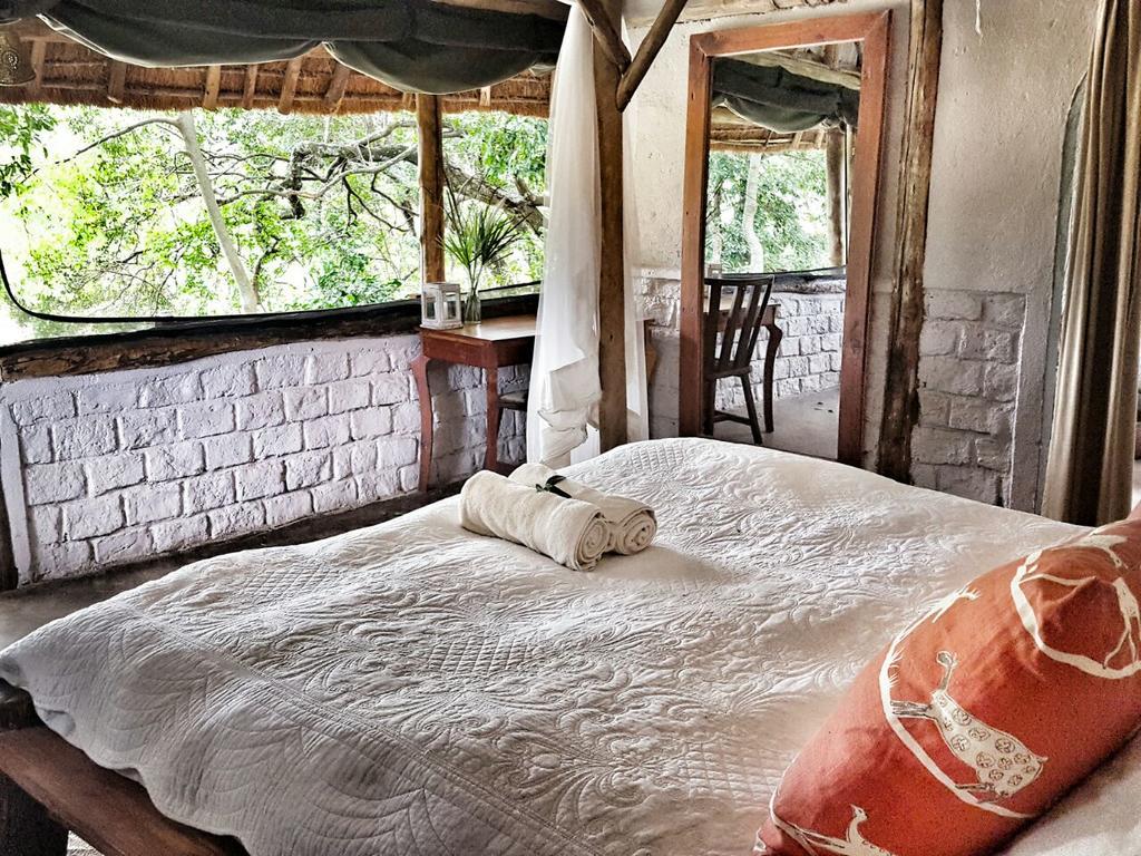 House In The Wild Guest House Maasai Mara Eksteriør bilde