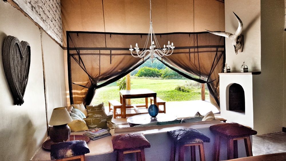 House In The Wild Guest House Maasai Mara Eksteriør bilde